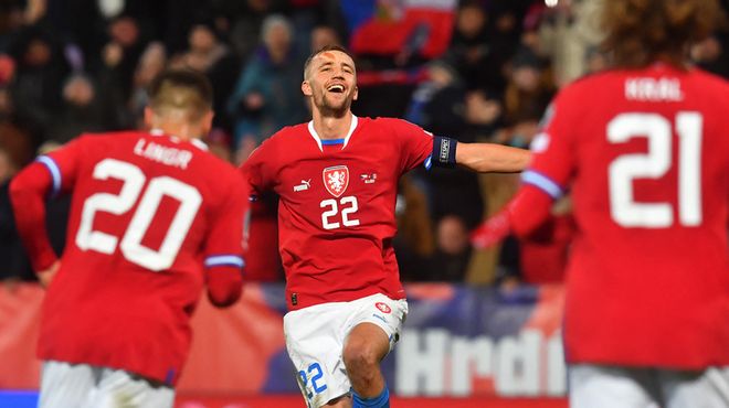 对富勒姆的 对富勒姆的