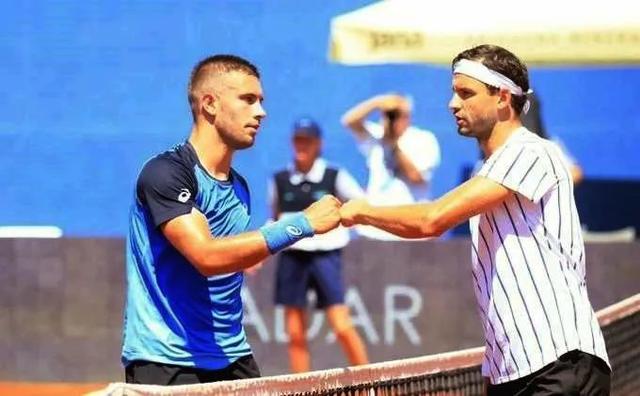 乓球界引发 乓球界引发