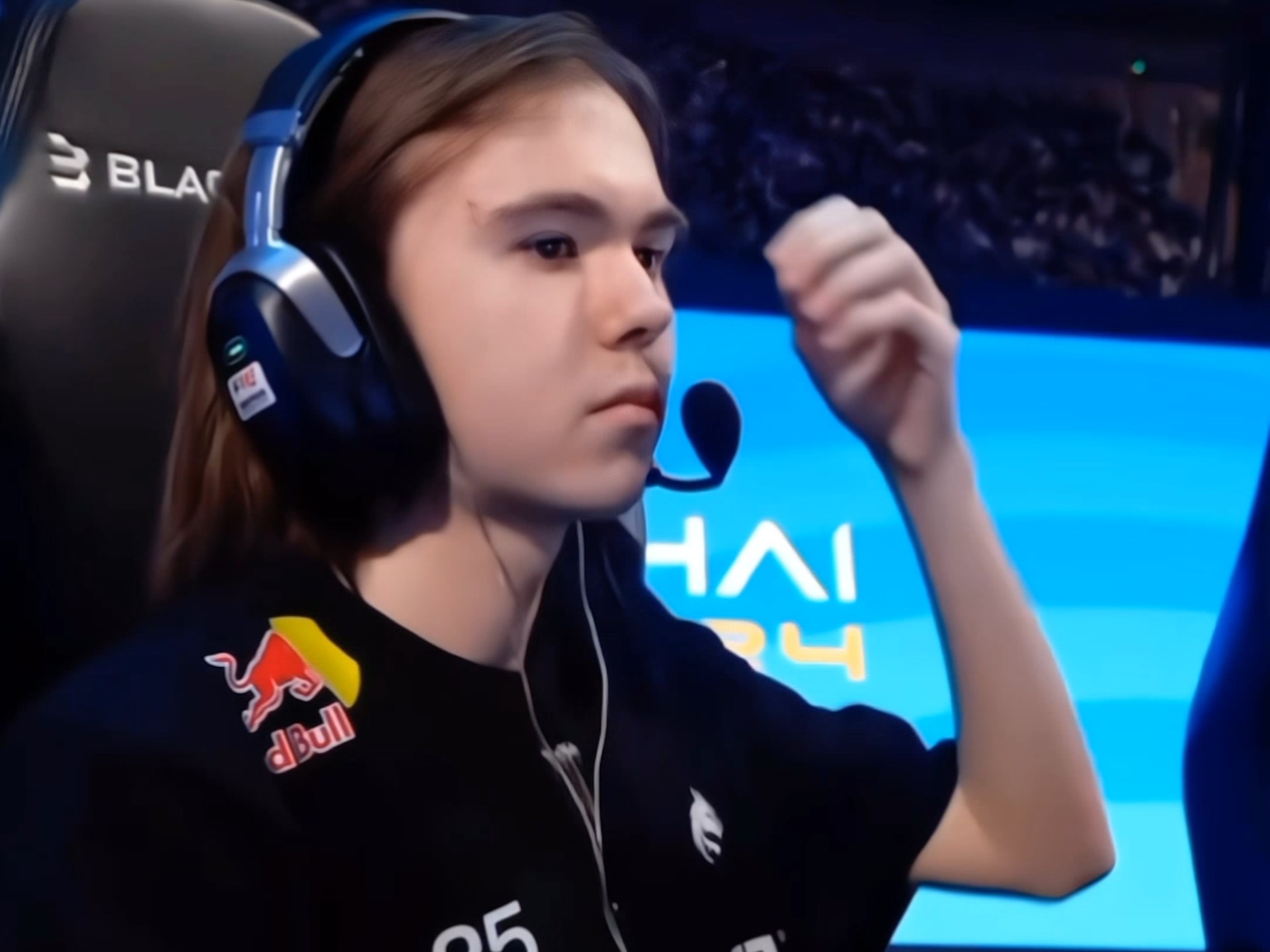 从卡塔尔到 从卡塔尔到