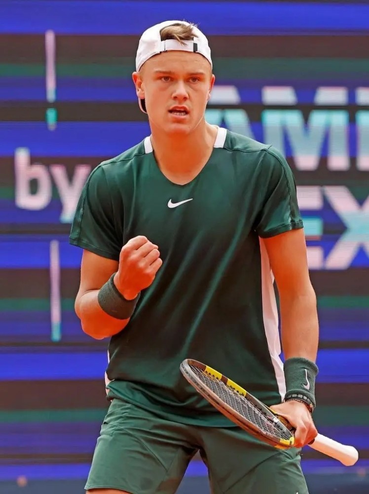 理层面双重 理层面双重